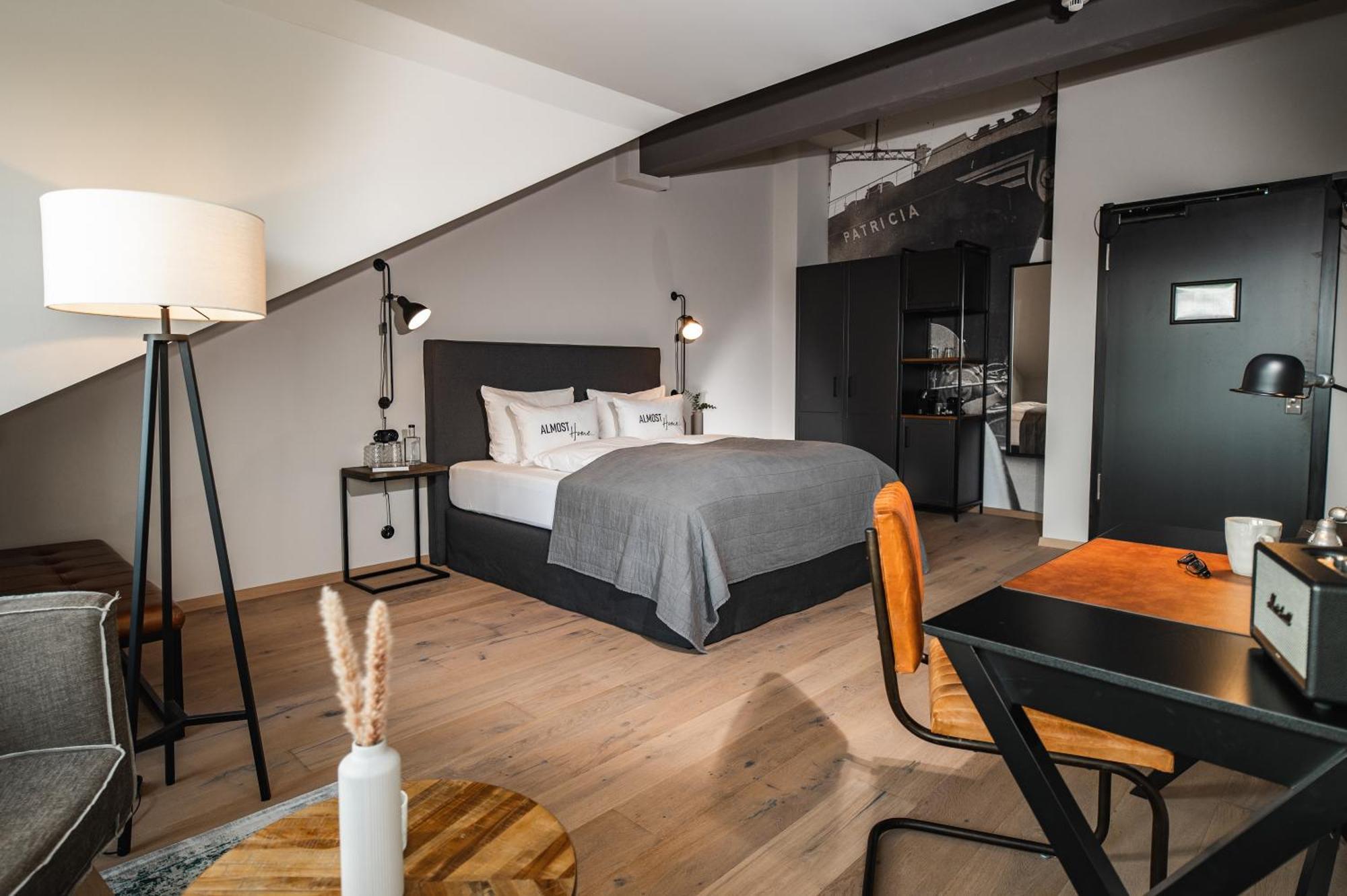 River Loft Hotel & Spa Brunsbuttel Exterior foto